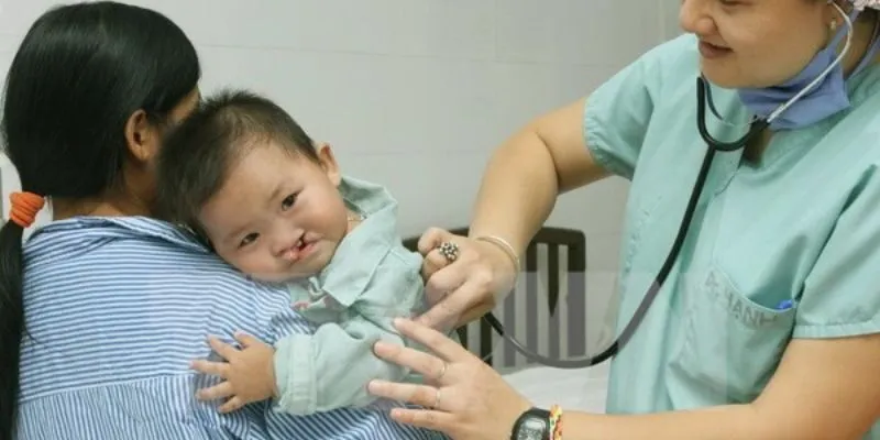Phẫu thuật miễn phí cho trẻ bị sứt môi, hở hàm ếch