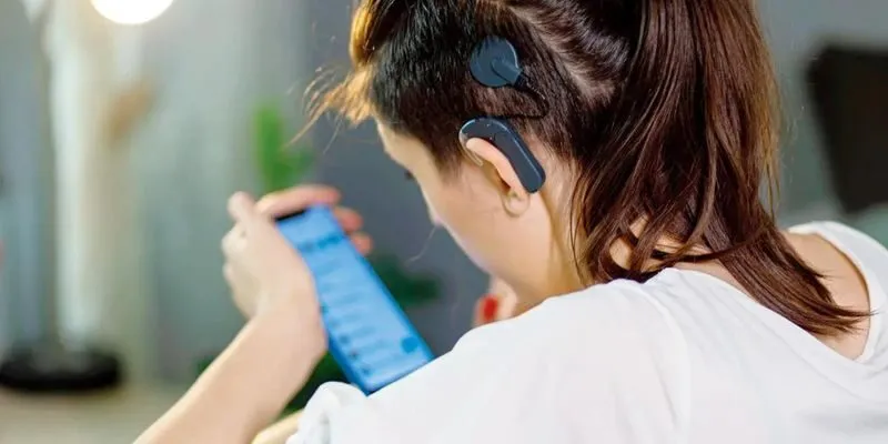 4 Điều Cần Biết Về Cấy Ốc Tai Điện Tử