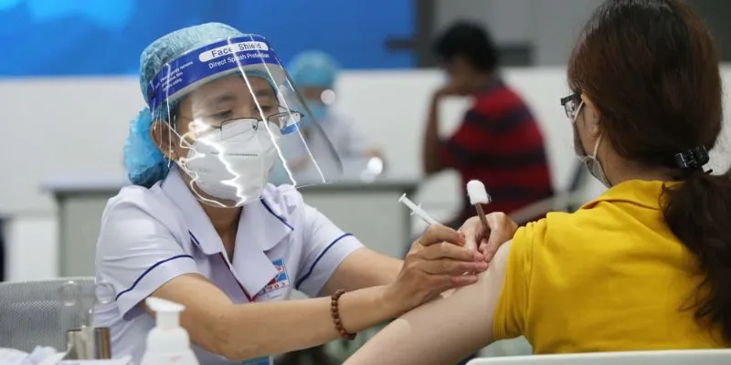 Tiêm chủng Vaccine