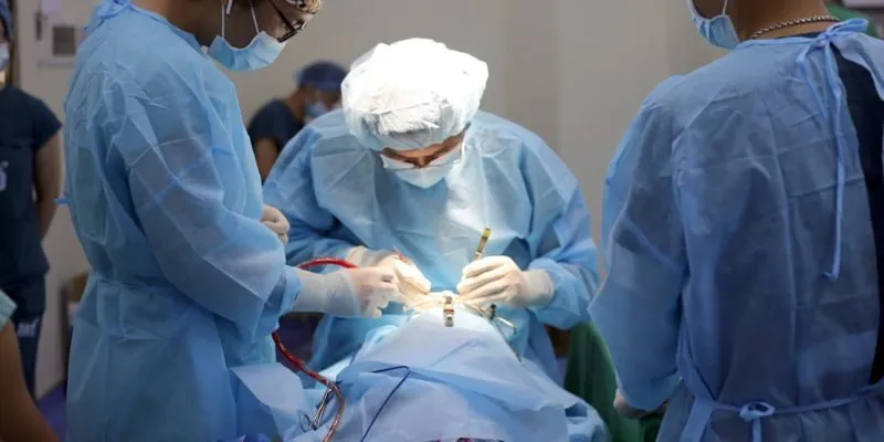 hành trình cấy ốc tai điện tử