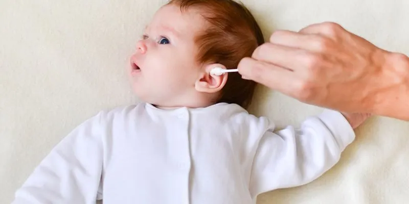 tư vấn cách lấy ráy tai