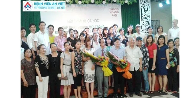 tham dự hội thảo khoa học